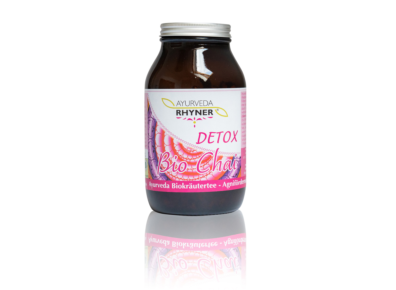 Detox Bio Chai Tee im Glas